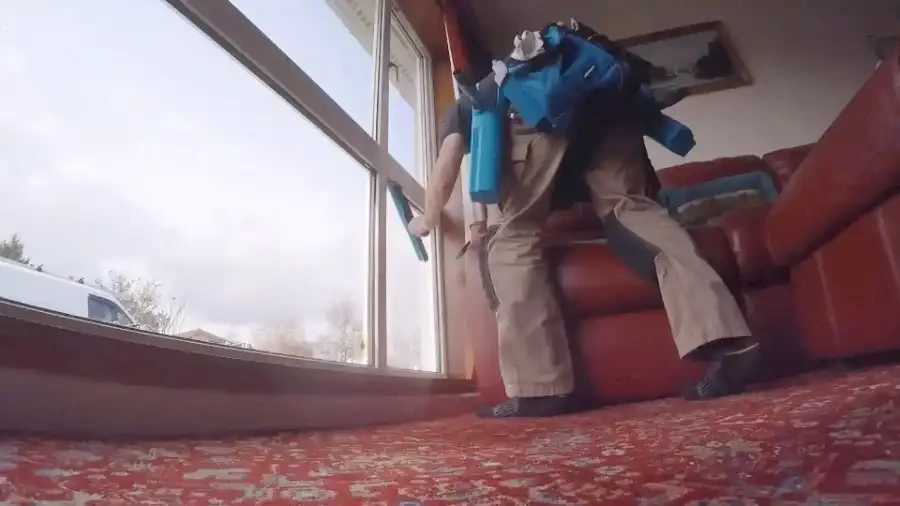 Interior window cleaning service in San Clemente